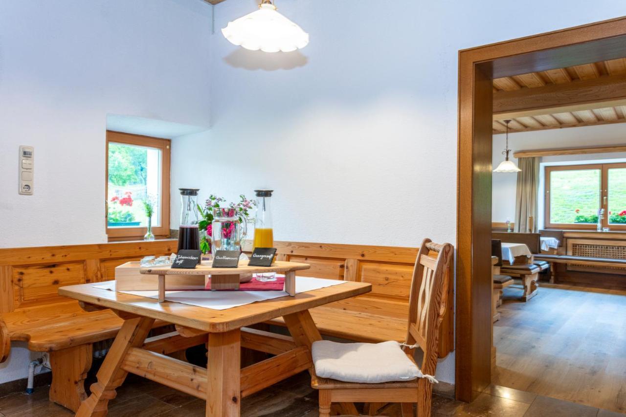 Der Pfindlhof Hotell Leogang Exteriör bild