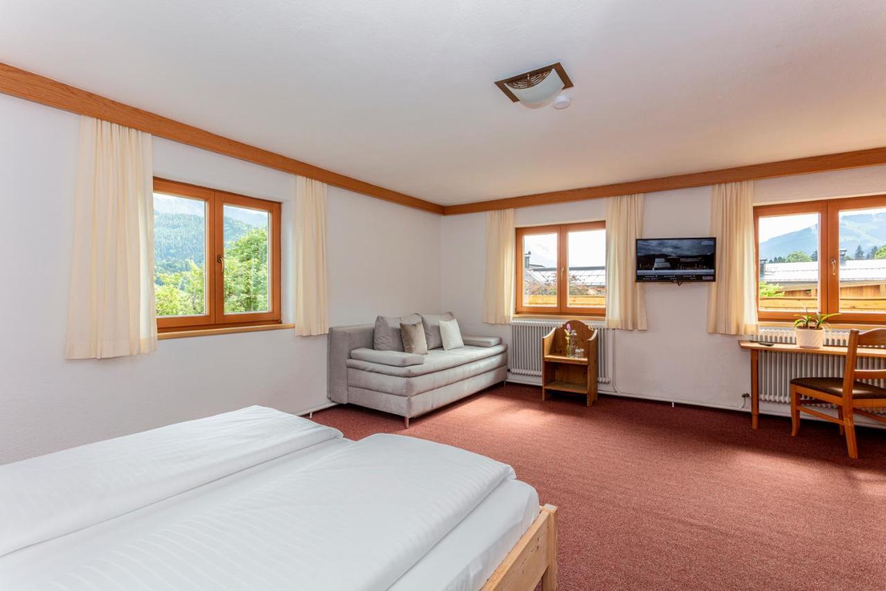 Der Pfindlhof Hotell Leogang Exteriör bild